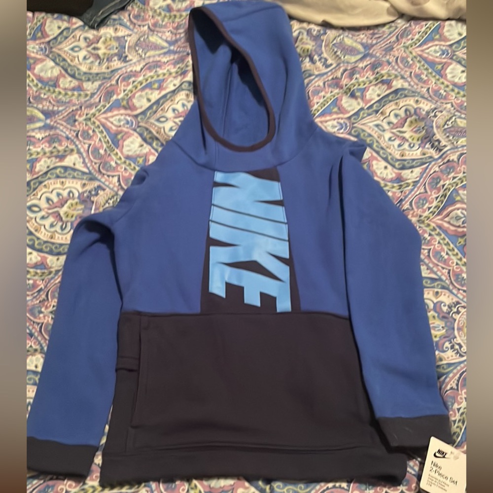 Boys Nike Sweatsuit